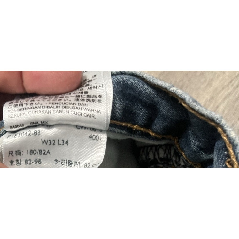 Levis 559 Jeans Mens 34x33 Blue Medium Wash Relaxed Straight Fit Stretch Denim - Picture 3 of 3